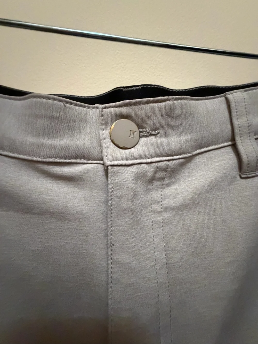 Hurley Men's Beige Flat-Front Casual Shorts